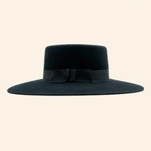 La Nutria Lee Van Cleef Black